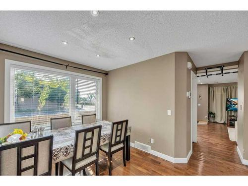 4 Tarington Link Ne, Calgary, AB - Indoor Photo Showing Dining Room