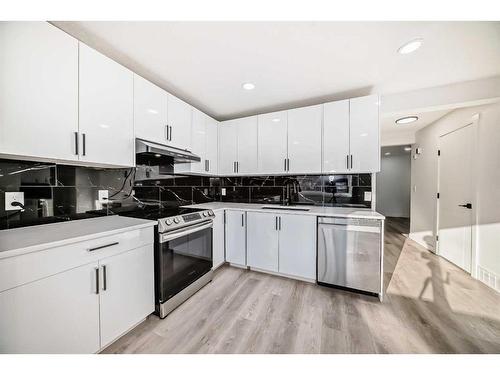 16 Falshire Way Ne, Calgary, AB - Indoor Photo Showing Kitchen