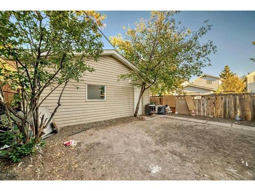 16 Falshire Way Ne, Calgary, AB - Outdoor