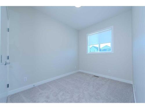 191 Homestead Park Ne, Calgary, AB - Indoor Photo Showing Other Room