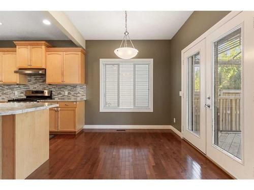 135 Kincora Drive Nw, Calgary, AB - Indoor Photo Showing Kitchen