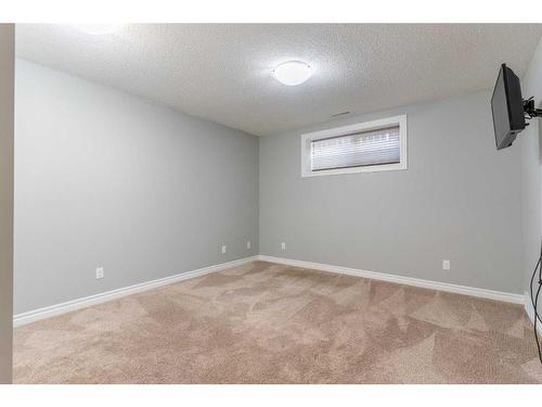 135 Kincora Drive Nw, Calgary, AB - Indoor Photo Showing Other Room