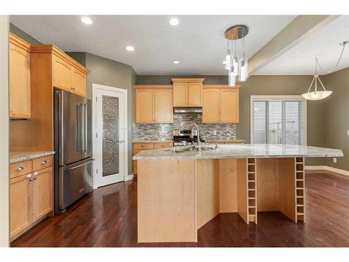 135 Kincora Drive Nw, Calgary, AB - Indoor Photo Showing Kitchen