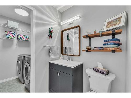 247 Citadel Park Nw, Calgary, AB - Indoor Photo Showing Laundry Room