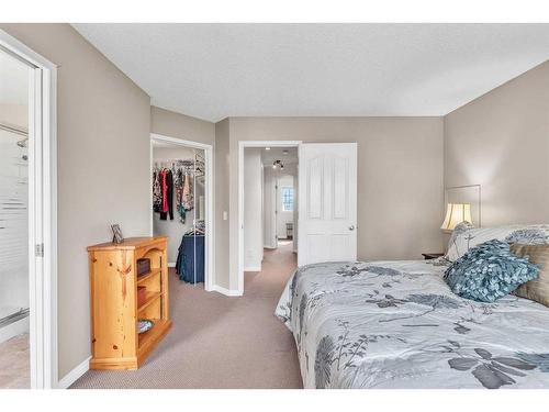 247 Citadel Park Nw, Calgary, AB - Indoor Photo Showing Bedroom