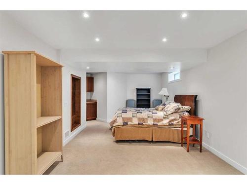 247 Citadel Park Nw, Calgary, AB - Indoor Photo Showing Bedroom