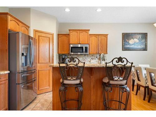 192 Eversyde Way Sw, Calgary, AB - Indoor Photo Showing Kitchen