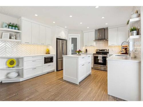 573 Douglas Woods Mews Se, Calgary, AB - Indoor Photo Showing Dining Room