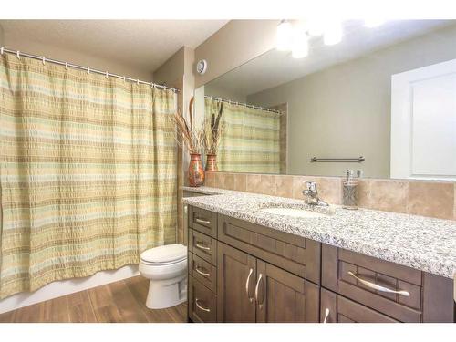 13 Marquis View Se, Calgary, AB - Indoor Photo Showing Bathroom