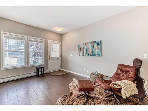 77-77 Auburn Bay Common Se, Calgary, AB - Indoor Photo Showing Kitchen