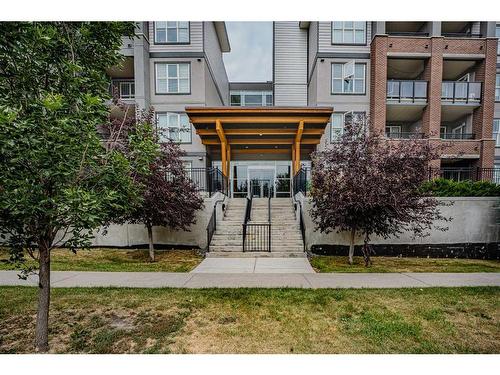 3322-95 Burma Star Road Sw, Calgary, AB - Outdoor With Balcony