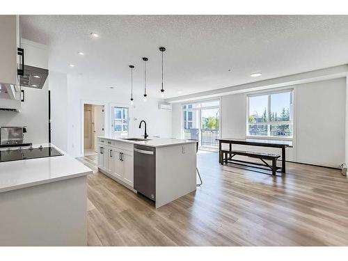 108-25 Walgrove Walk Se, Calgary, AB - Indoor Photo Showing Kitchen With Upgraded Kitchen