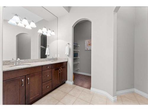 236 Aspenmere Close, Chestermere, AB - Indoor Photo Showing Bathroom