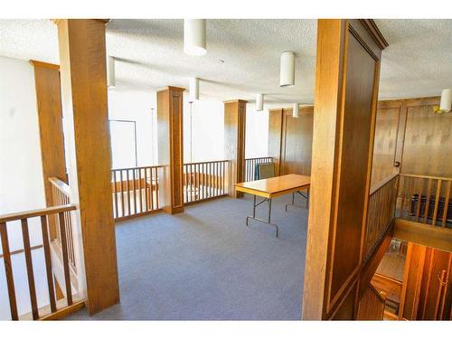 109-3719B 49 Street Nw, Calgary, AB - Indoor Photo Showing Other Room