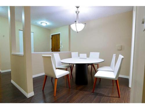 109-3719B 49 Street Nw, Calgary, AB - Indoor Photo Showing Dining Room