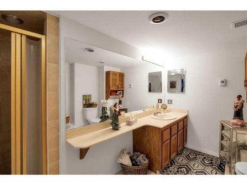 403-1001 14 Avenue Sw, Calgary, AB - Indoor Photo Showing Bathroom