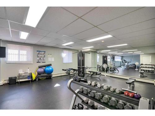 403-1001 14 Avenue Sw, Calgary, AB - Indoor Photo Showing Gym Room