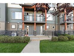 214 Skyview Ranch Way NE Calgary, AB T3N 0E5