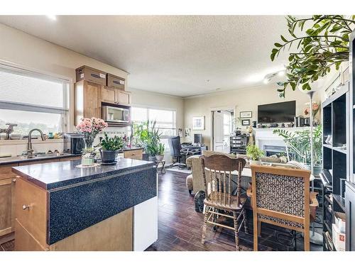 359-333 Riverfront Avenue Se, Calgary, AB - Indoor