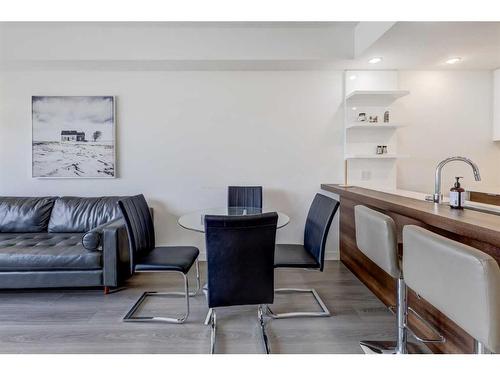 706-118 Waterfront Court Sw, Calgary, AB - Indoor