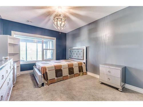 50 Sage Hill Way Nw, Calgary, AB - Indoor Photo Showing Bedroom