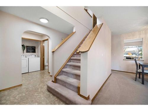 193 Citadel Circle Nw, Calgary, AB - Indoor