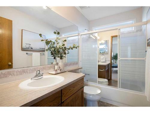 193 Citadel Circle Nw, Calgary, AB - Indoor Photo Showing Bathroom