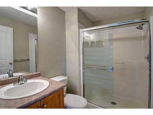 2202-2000 Millrise Point Sw, Calgary, AB - Indoor Photo Showing Bathroom