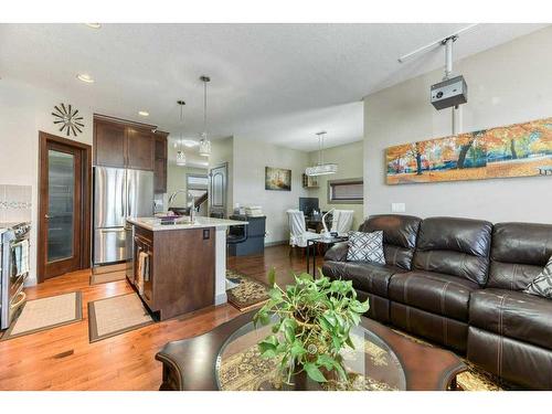 89 Redstone Plaza Ne, Calgary, AB - Indoor Photo Showing Living Room