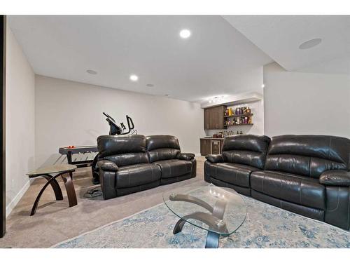 2807 36 Street Sw, Calgary, AB - Indoor Photo Showing Other Room