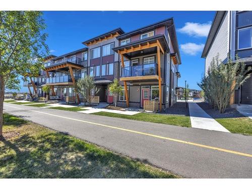 19625 45 Street Se, Calgary, AB - Outdoor With Facade