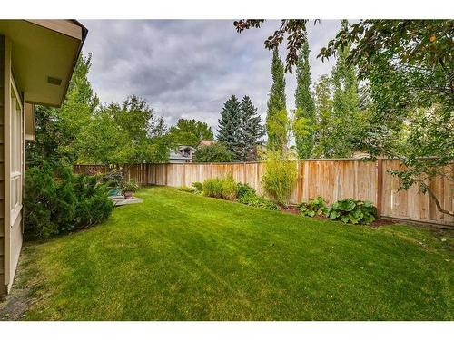 938 Suncastle Drive Se, Calgary, AB - Outdoor With Backyard