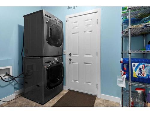 249 New Brighton Lane Se, Calgary, AB - Indoor Photo Showing Laundry Room