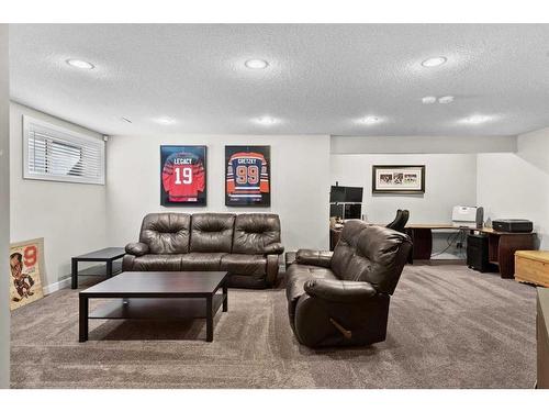 249 New Brighton Lane Se, Calgary, AB - Indoor