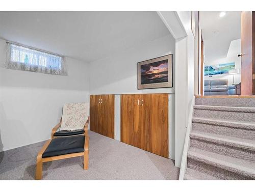 23 Bedwood Rise Ne, Calgary, AB - Indoor Photo Showing Other Room