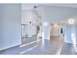 194 Woodbriar Circle SW Calgary, AB T2W 6A7