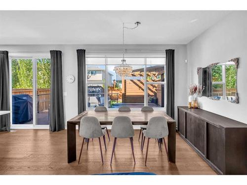 146 Cranbrook Cove Se, Calgary, AB - Indoor Photo Showing Dining Room