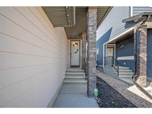 146 Cranbrook Cove Se, Calgary, AB - Outdoor