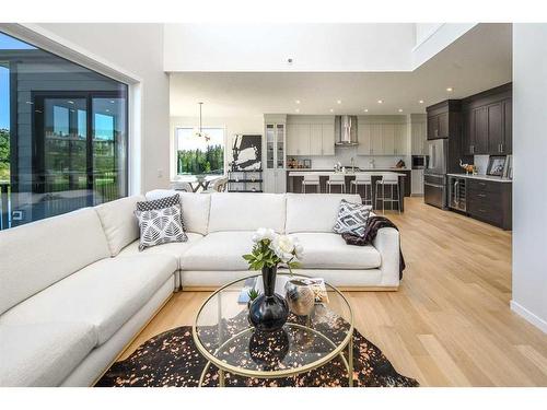 343 Spring Creek Circle Sw, Calgary, AB - Indoor Photo Showing Living Room