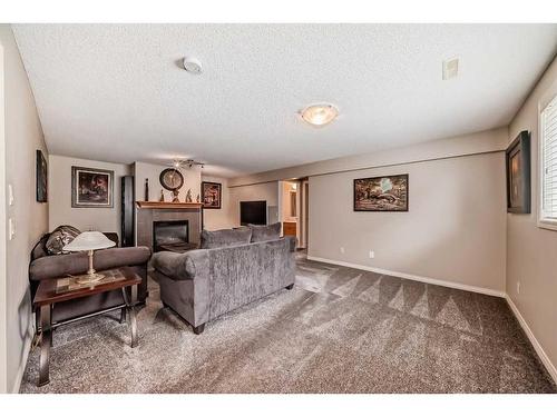 350 Ranch Ridge Court, Strathmore, AB - Indoor With Fireplace