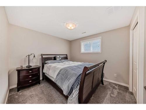 350 Ranch Ridge Court, Strathmore, AB - Indoor Photo Showing Bedroom