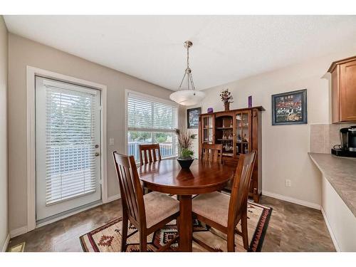 350 Ranch Ridge Court, Strathmore, AB - Indoor Photo Showing Dining Room