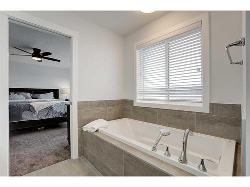 99 Ridge View Close, Cochrane, AB - Indoor Photo Showing Bathroom