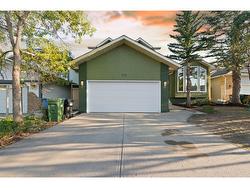 143 Wood Valley Bay SW Calgary, AB T2W 5Y2