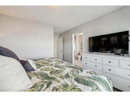 232 Copperpond Parade Se, Calgary, AB - Indoor Photo Showing Bedroom