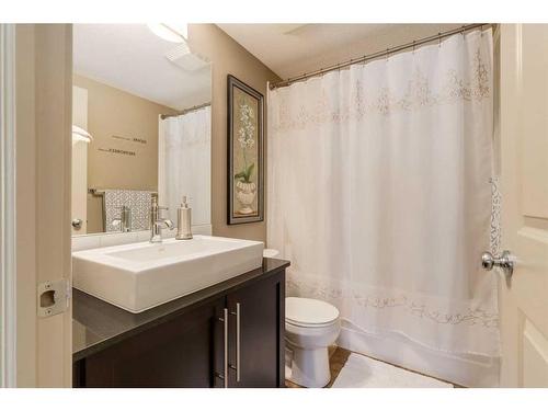 6204-155 Skyview Ranch Way, Calgary, AB - Indoor Photo Showing Bathroom