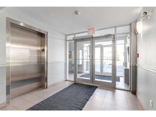 6204-155 Skyview Ranch Way, Calgary, AB - Indoor Photo Showing Other Room