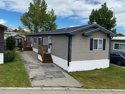 92-99 Arbour Lake Road NW Calgary, AB T3G 4E4