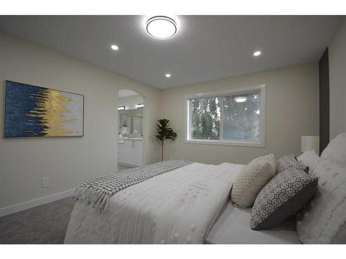 113 W Creek Boulevard, Chestermere, AB - Indoor Photo Showing Bedroom