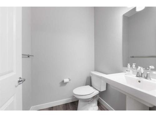 37 Savanna Row Ne, Calgary, AB - Indoor Photo Showing Bathroom